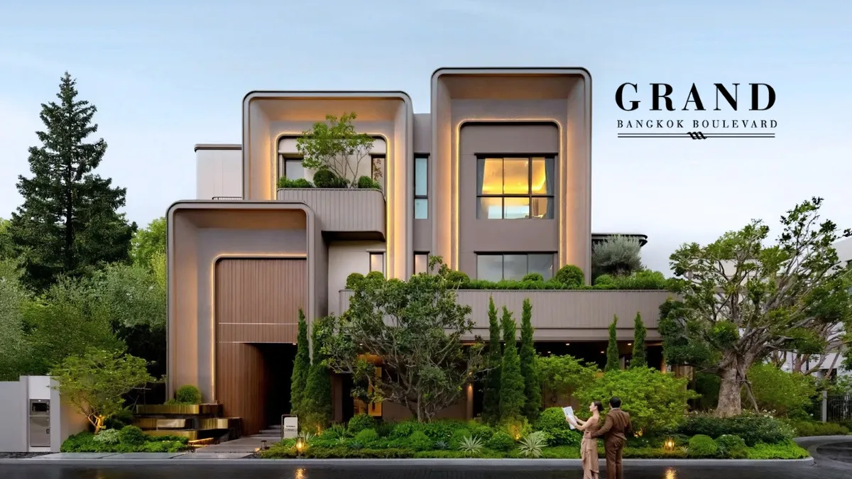 Grand Bangkok Boulevard
